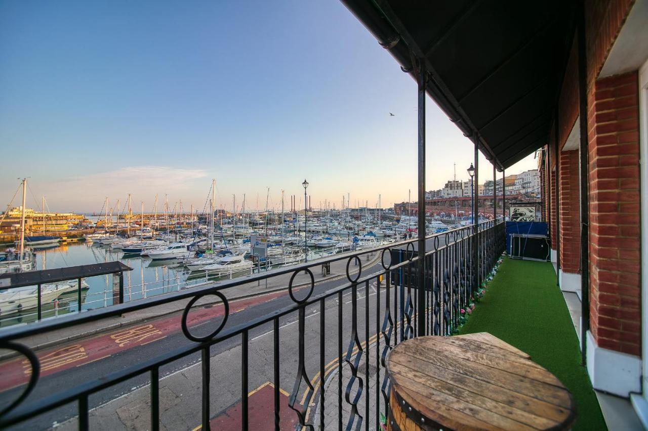 Royal Harbour Retreat - Balcony, Sea View