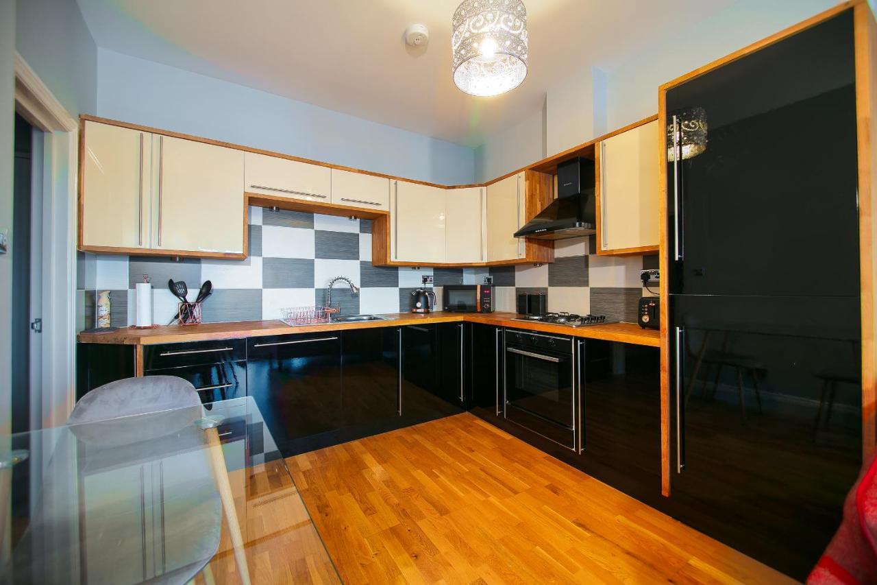 Royal Harbour Retreat - Balcony, Sea View Apartment Ramsgate